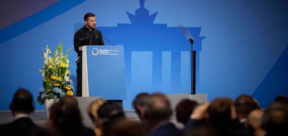 Wołodymyr Zełenskij na konferencji na temat odbudowy Ukrainy w 2024 r.