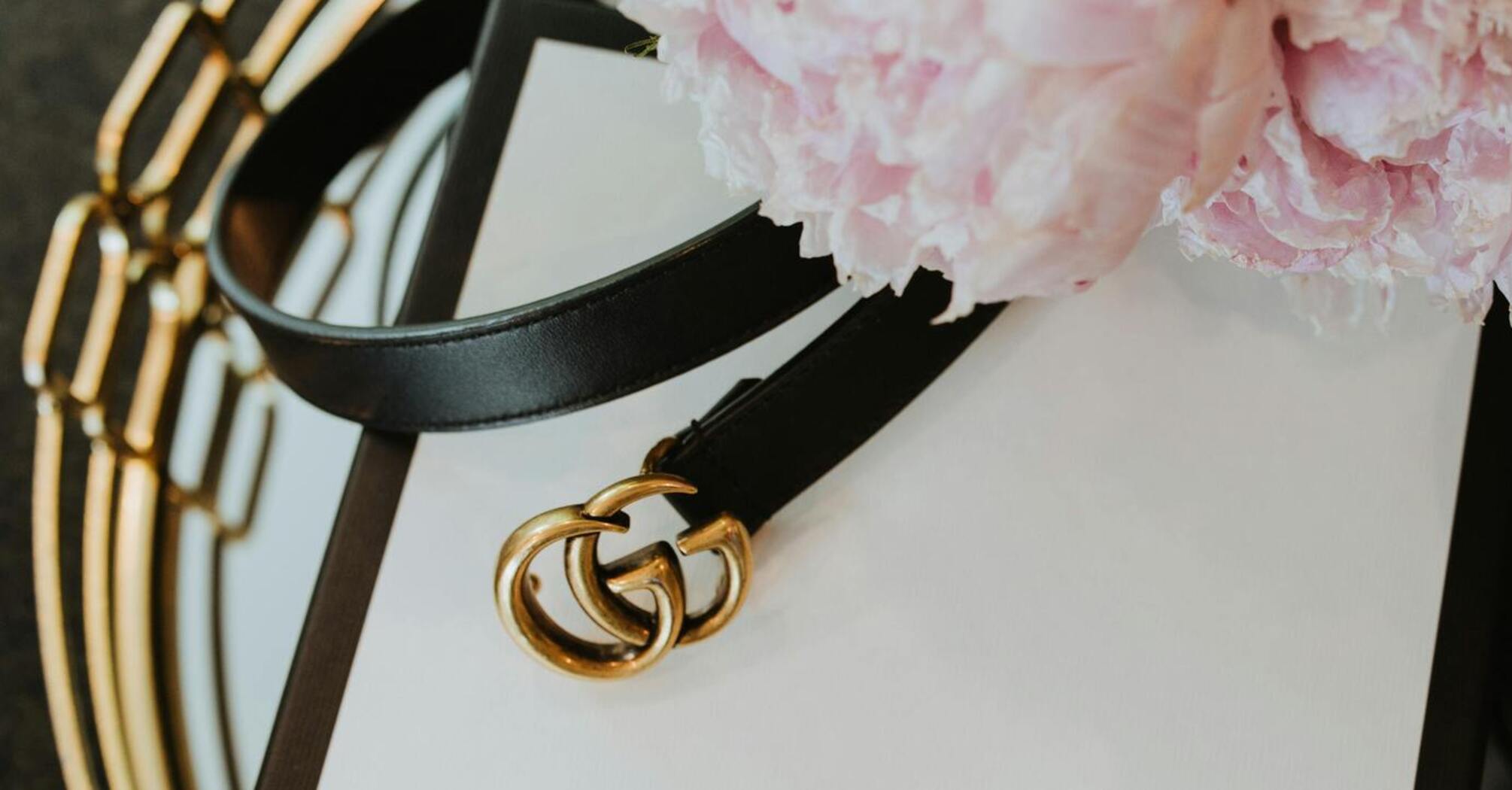 An outdated accessory that has been considered an anti trend for many years makes an unexpected comeback