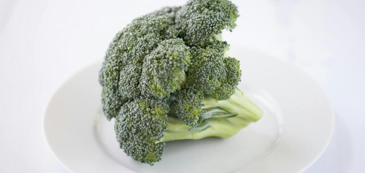 How to cook broccoli: you'll never throw away a stems again