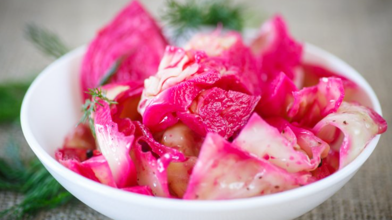 Korean-style cabbage: recipe for a healthy spicy appetizer for winter