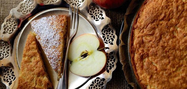 French Invisible Apple Pie: the most delicate pastry that melts in your mouth