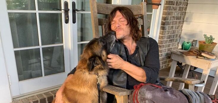 Daryl's dog from The Walking Dead dies: actor shows cute photos with his pet