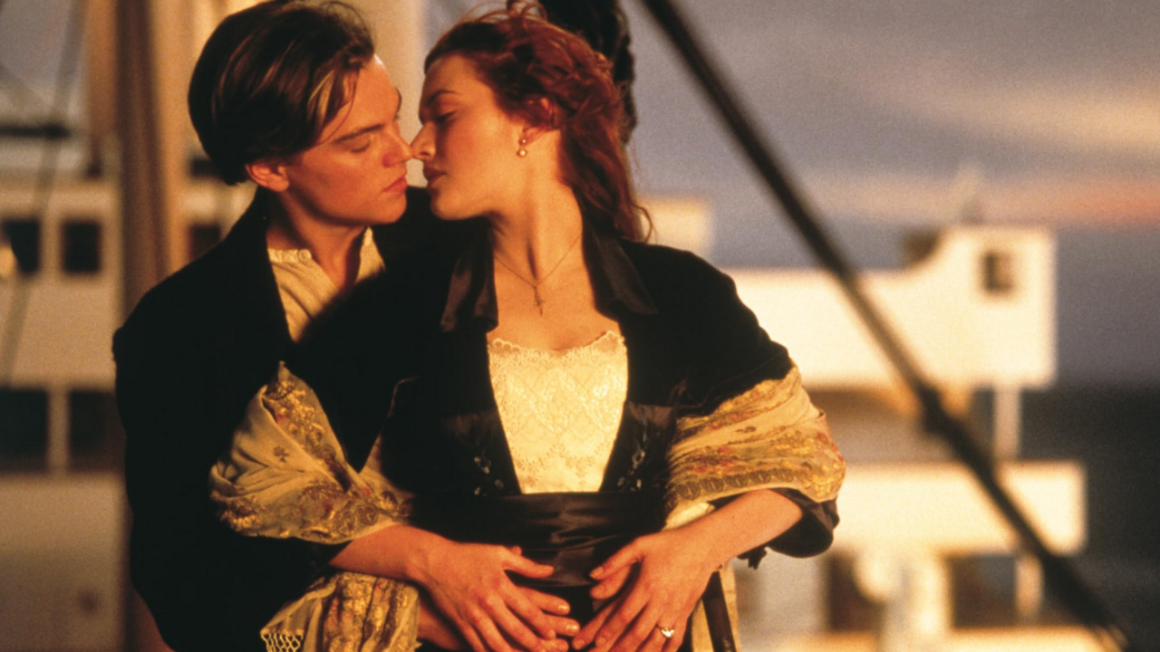 It was a nightmare. Kate Winslet reveals details of the legendary kiss scene in "Titanic"