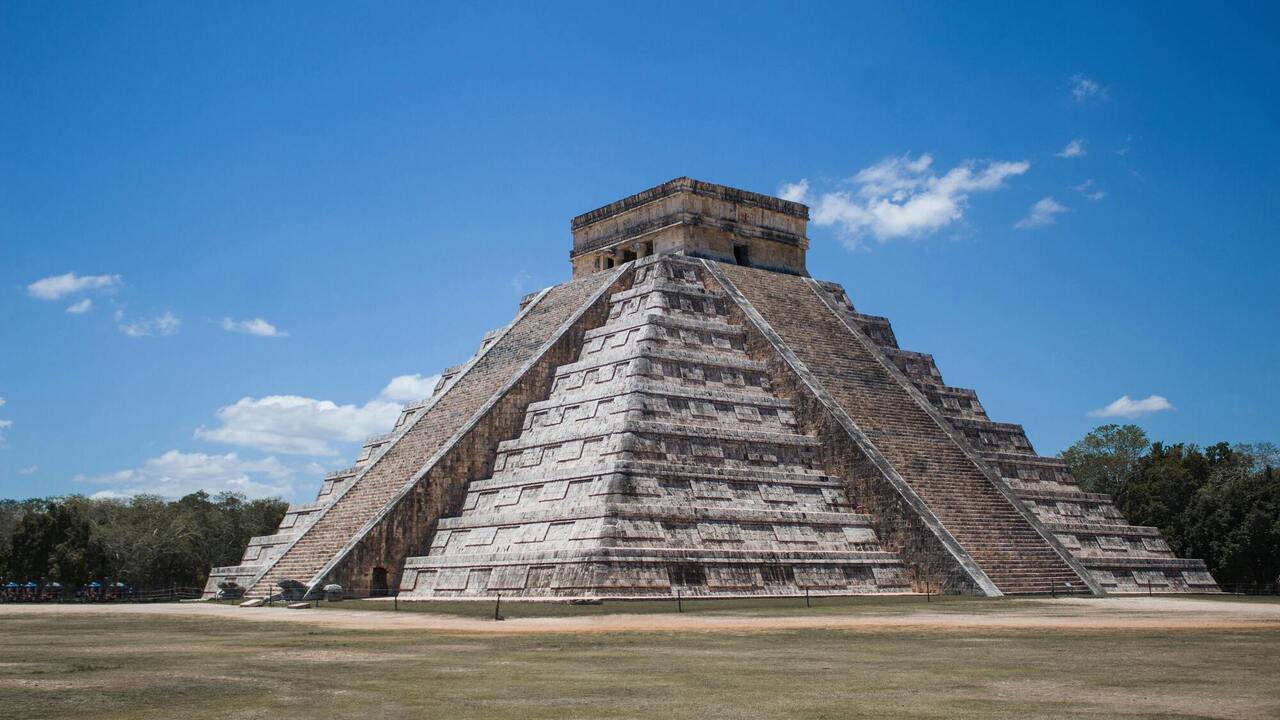 Not only females? Ancient DNA reveals unexpected details of Mayan sacrifices