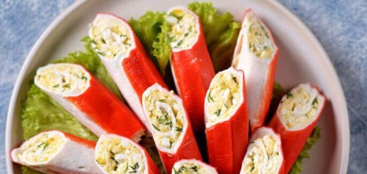 What to stuff crab sticks with: recipe for a simple appetizer