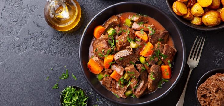 Juicy stew: what to add for better flavor