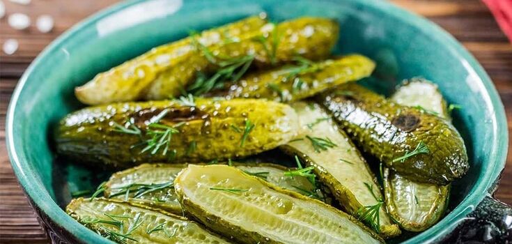 Baked cucumbers with honey
