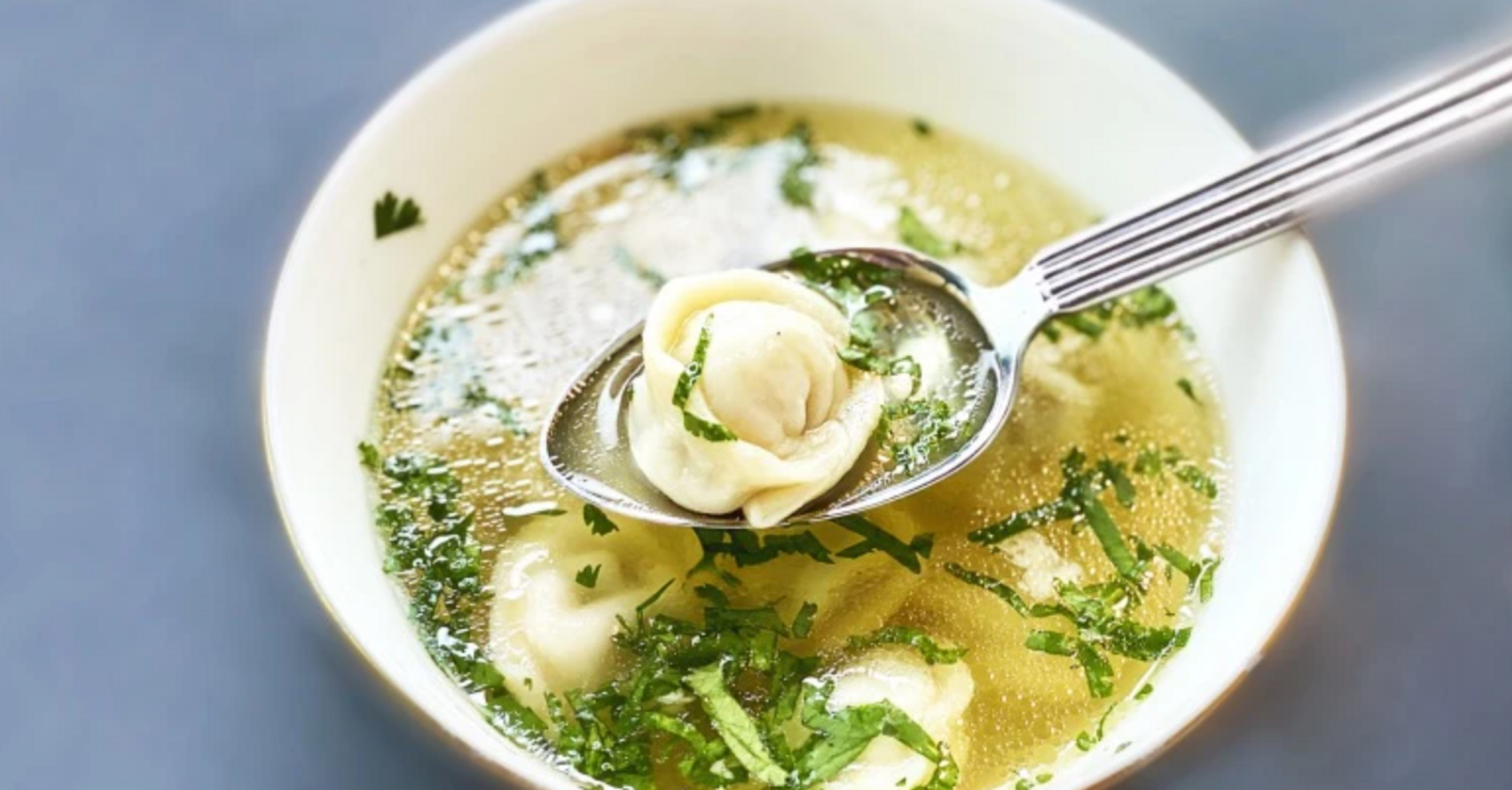 Dumpling soup: how to prepare a hearty dish in 20 minutes