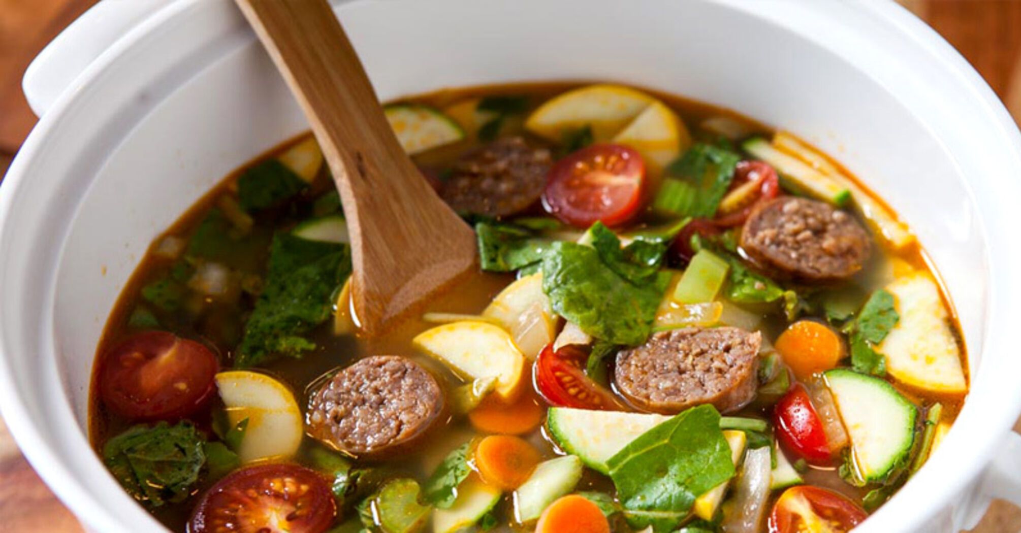 Simple and quick soup with smoked sausage: recipe for a hearty lunch
