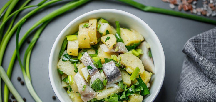 Herring salad without mayonnaise: a very hearty dish