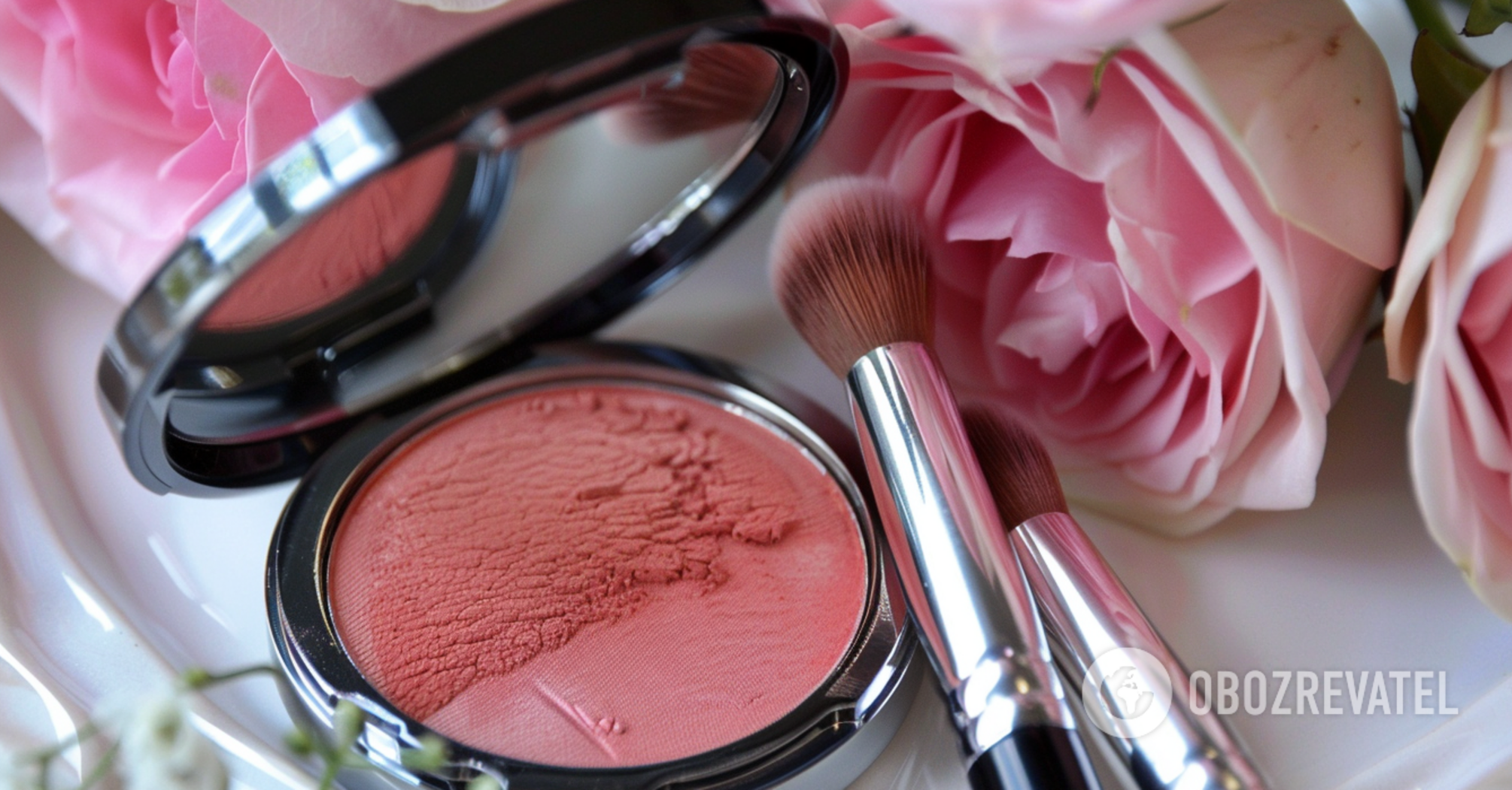 A new way of applying blush will provide natural makeup: what's the point