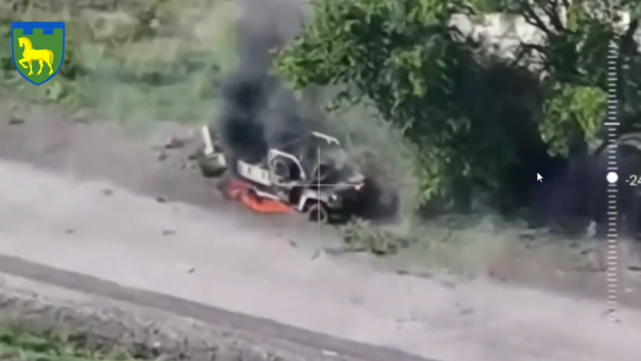 "Genialna robota": Ukraińscy żołnierze zamieniają wrogą bryczkę w złom. Wideo