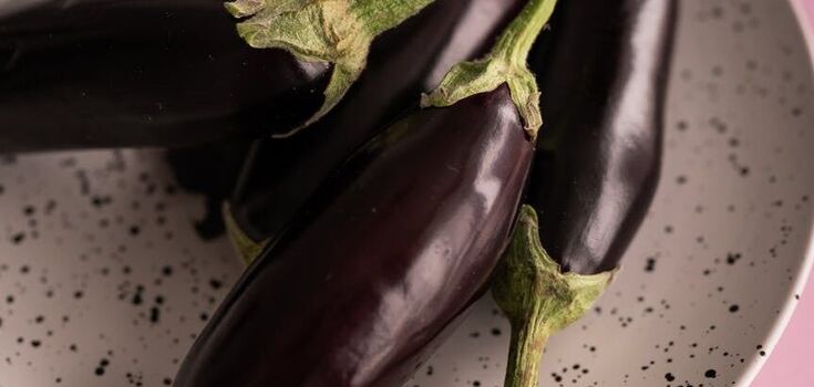 How to cook eggplant deliciously: a budget dish idea