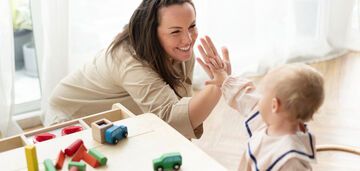 Как же тяжело современным родителям: положительные и отрицательные качества воспитания