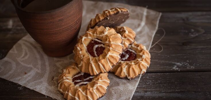 How to cook the famous "Kurabiye" cookies with jam: a recipe for dough with butter
