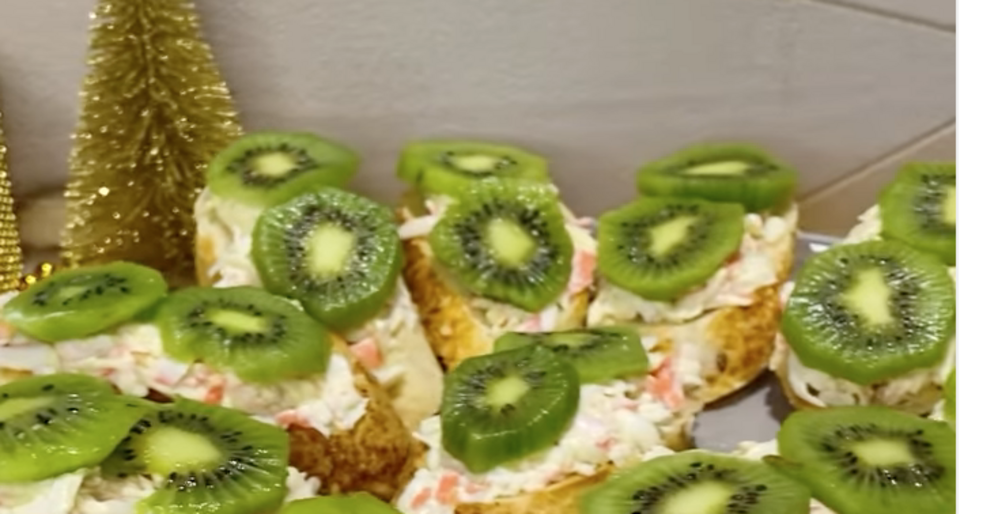 Kiwi sandwiches