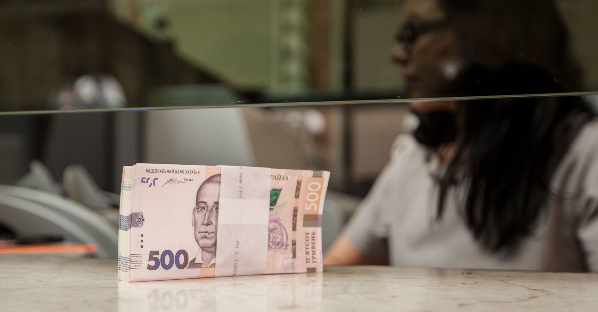 As of June 3, 2024, 27.8 thousand new vacancies were posted and only 52.6 thousand new resumes were posted.