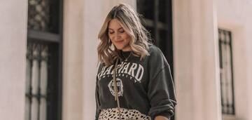 The celebrity stylist has revealed life hacks to hide the belly and emphasize the waist. Photo