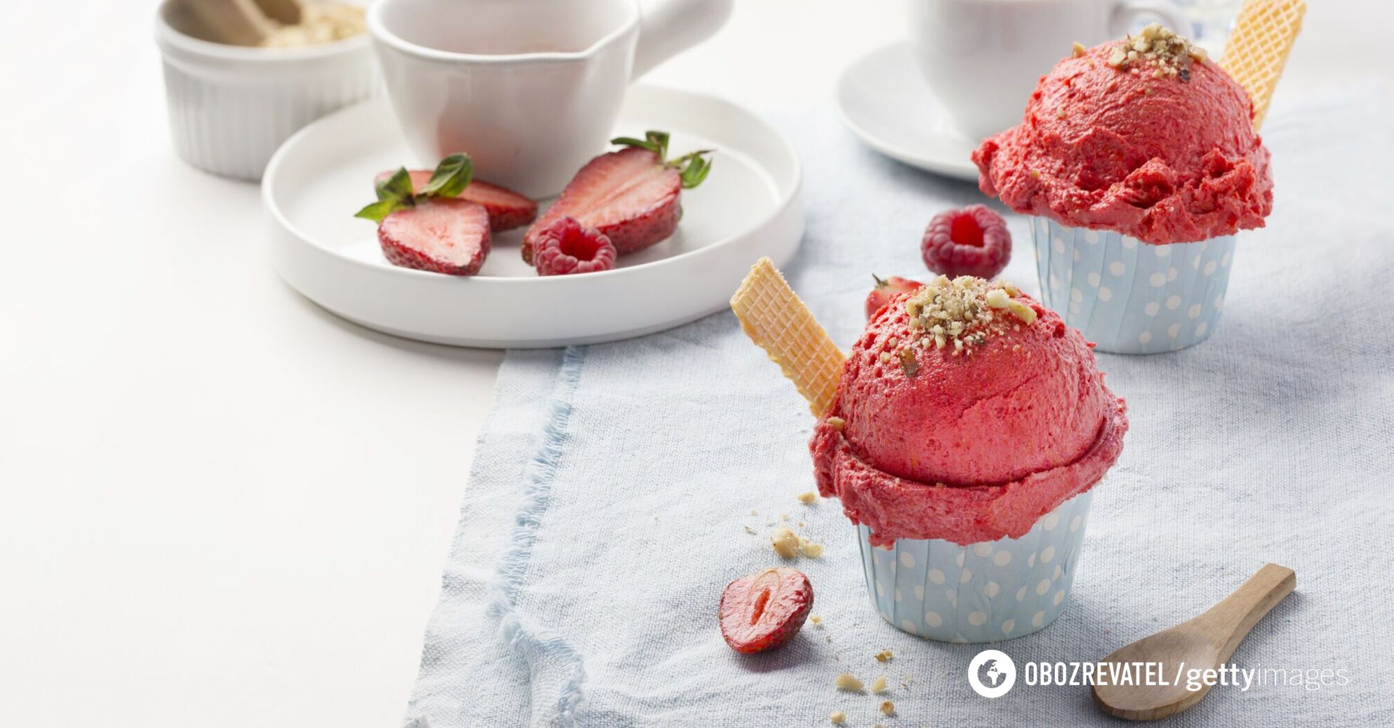 Homemade strawberry ice cream