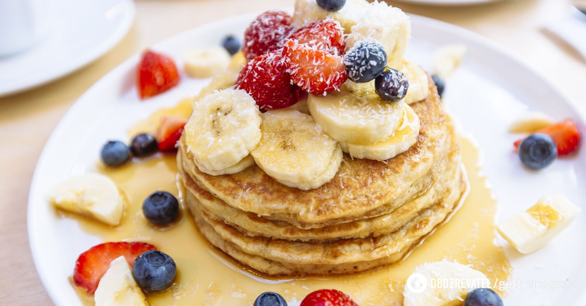 Pancakes with berries