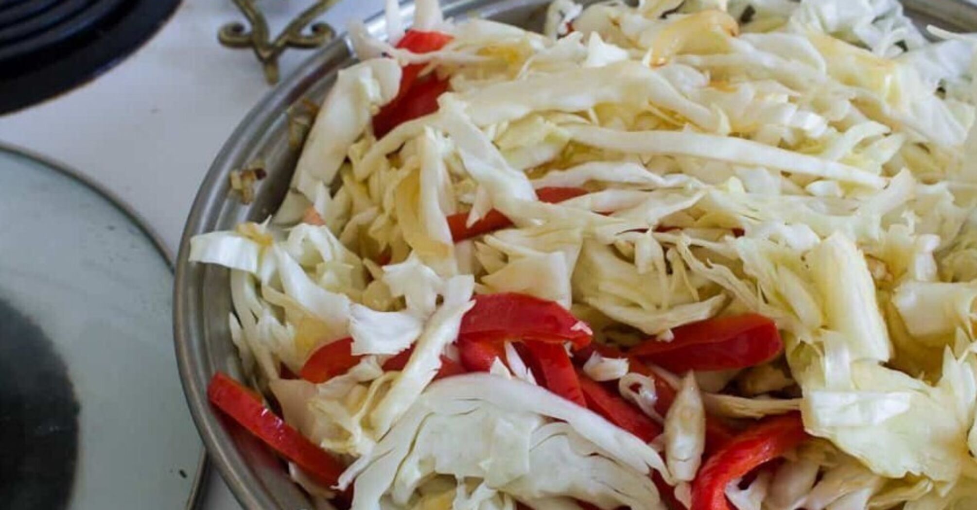 Recipe for sauerkraut with bell peppers