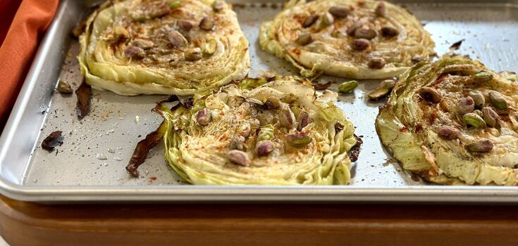 The best way to cook young cabbage: recipe for vegetable steaks