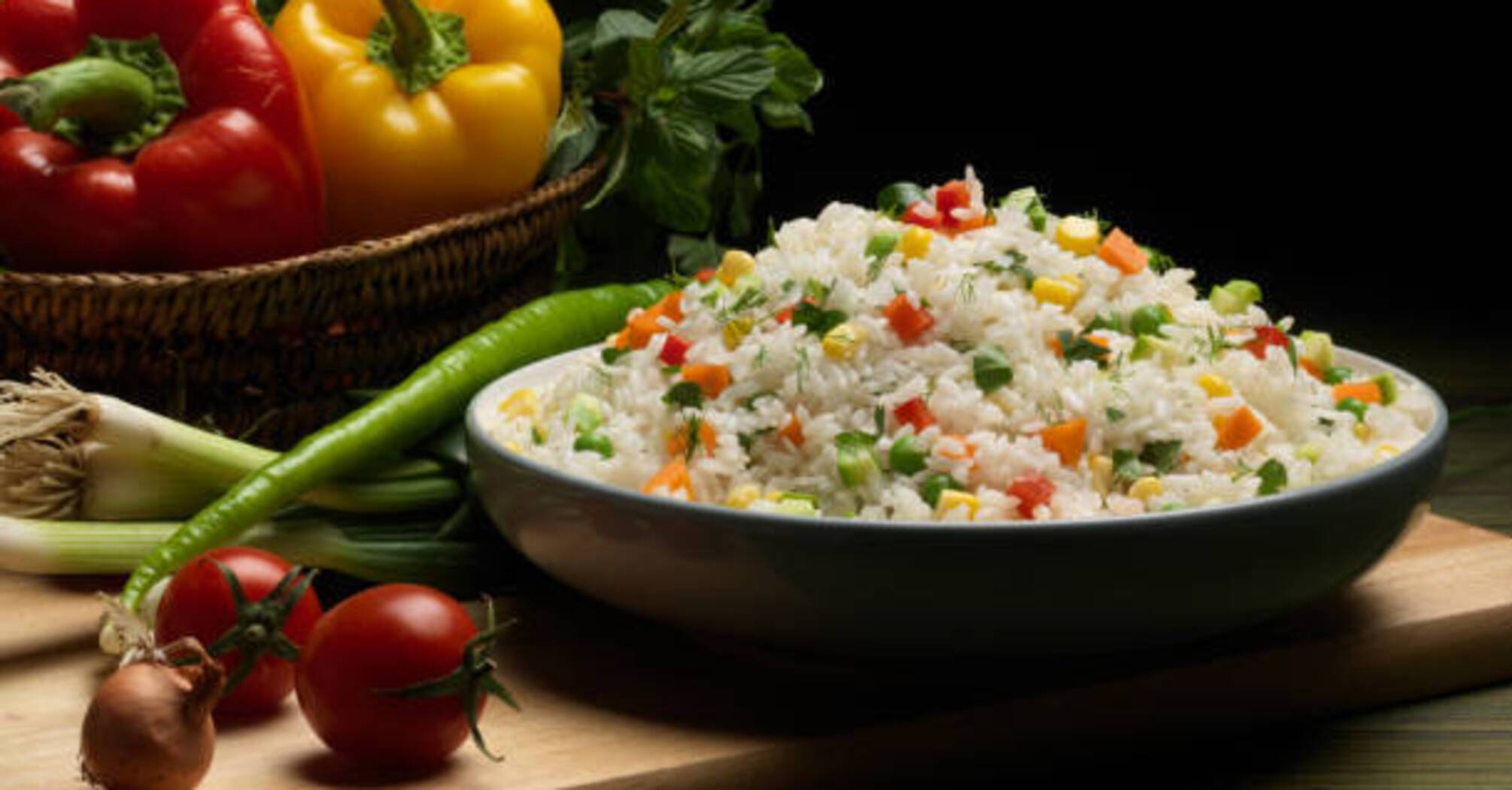 Crumbly fried rice with vegetables in 30 minutes