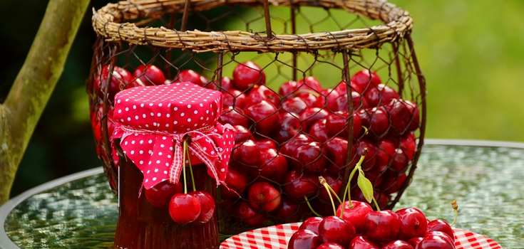 The most delicious cherry jam for the winter: main secrets