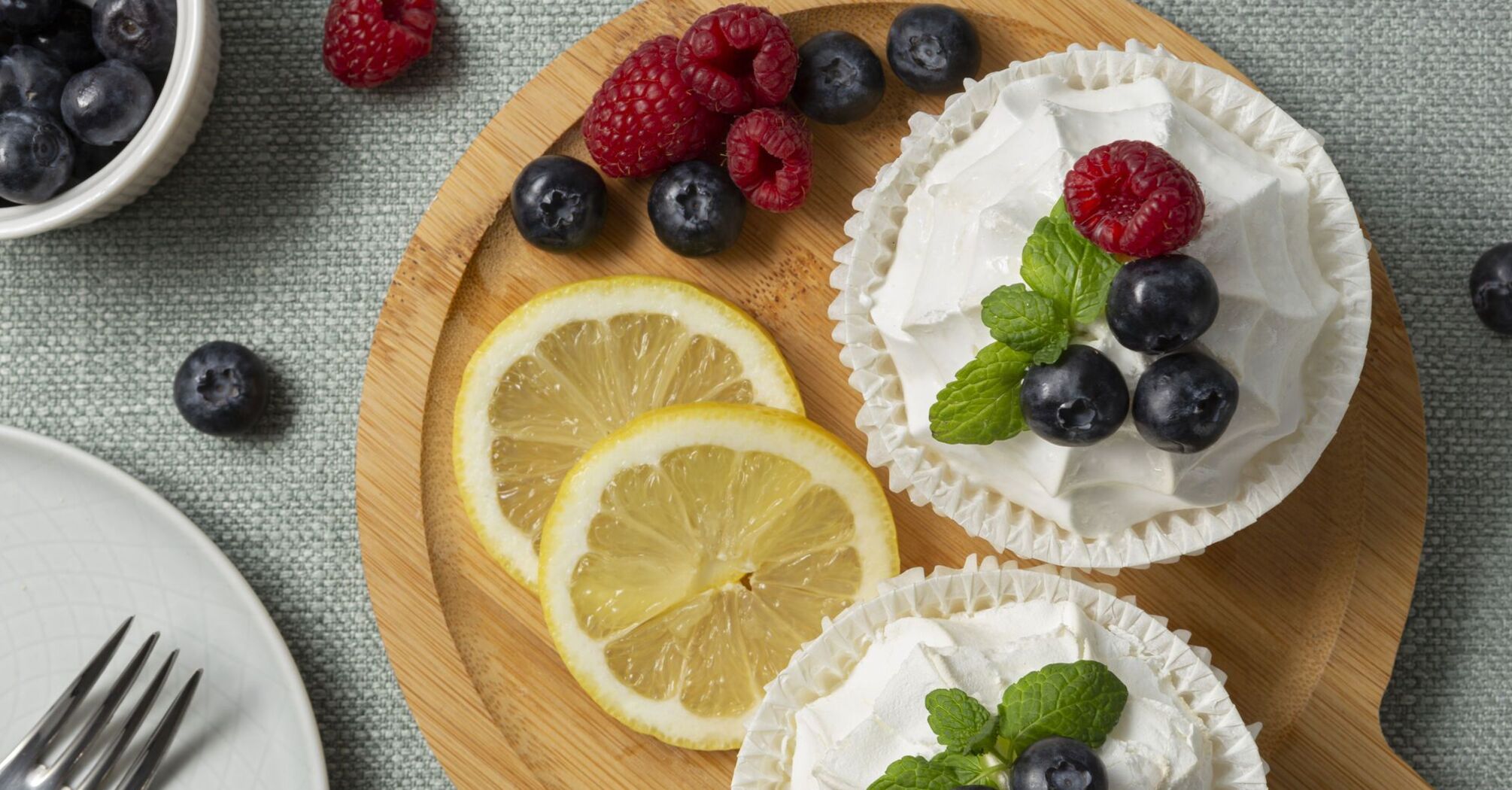 Refreshing cottage cheese dessert: how to prepare a delicious dish in 5 minutes