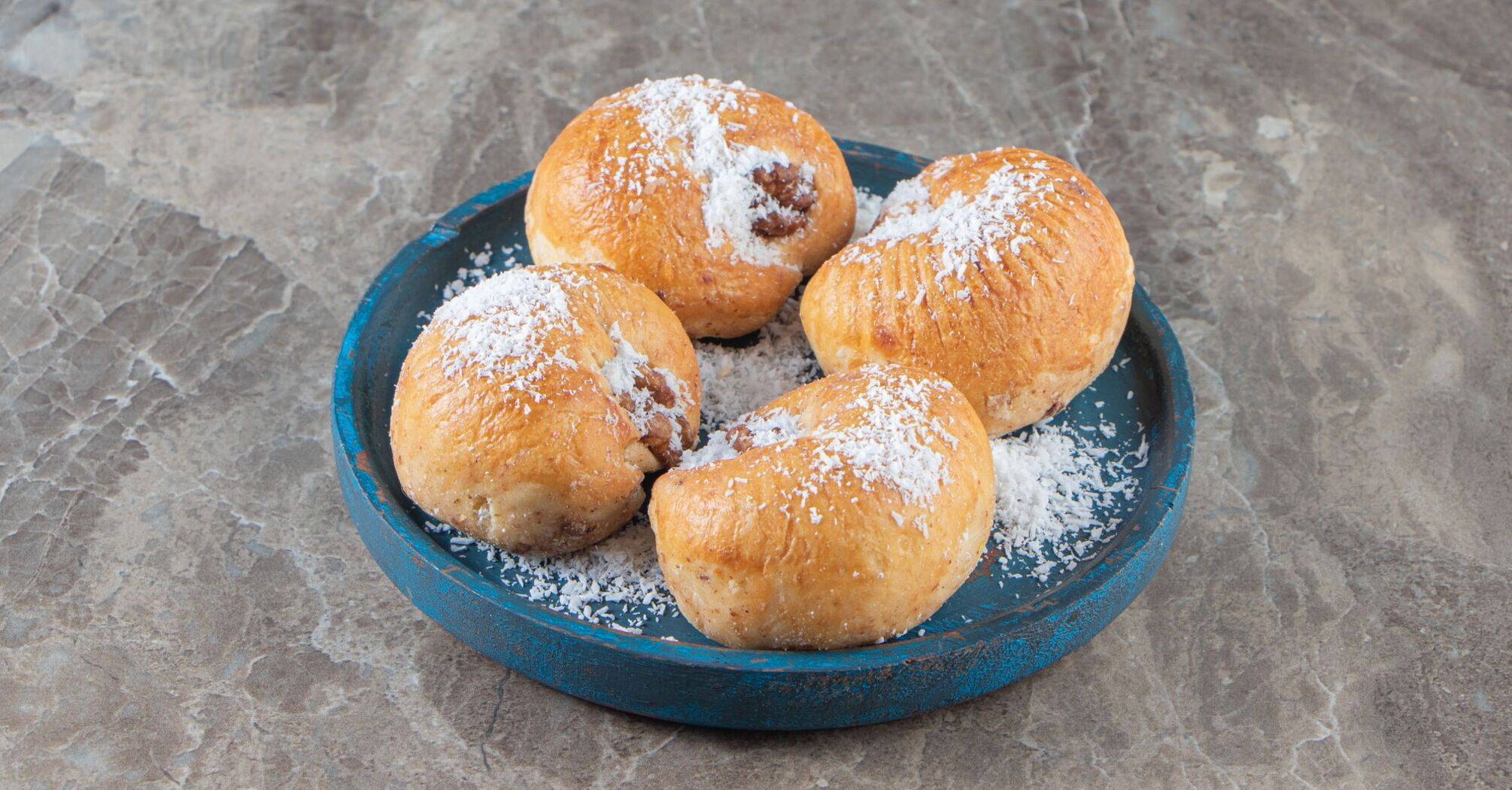 Mini cottage cheese donuts: how to cook your favorite childhood dish quickly