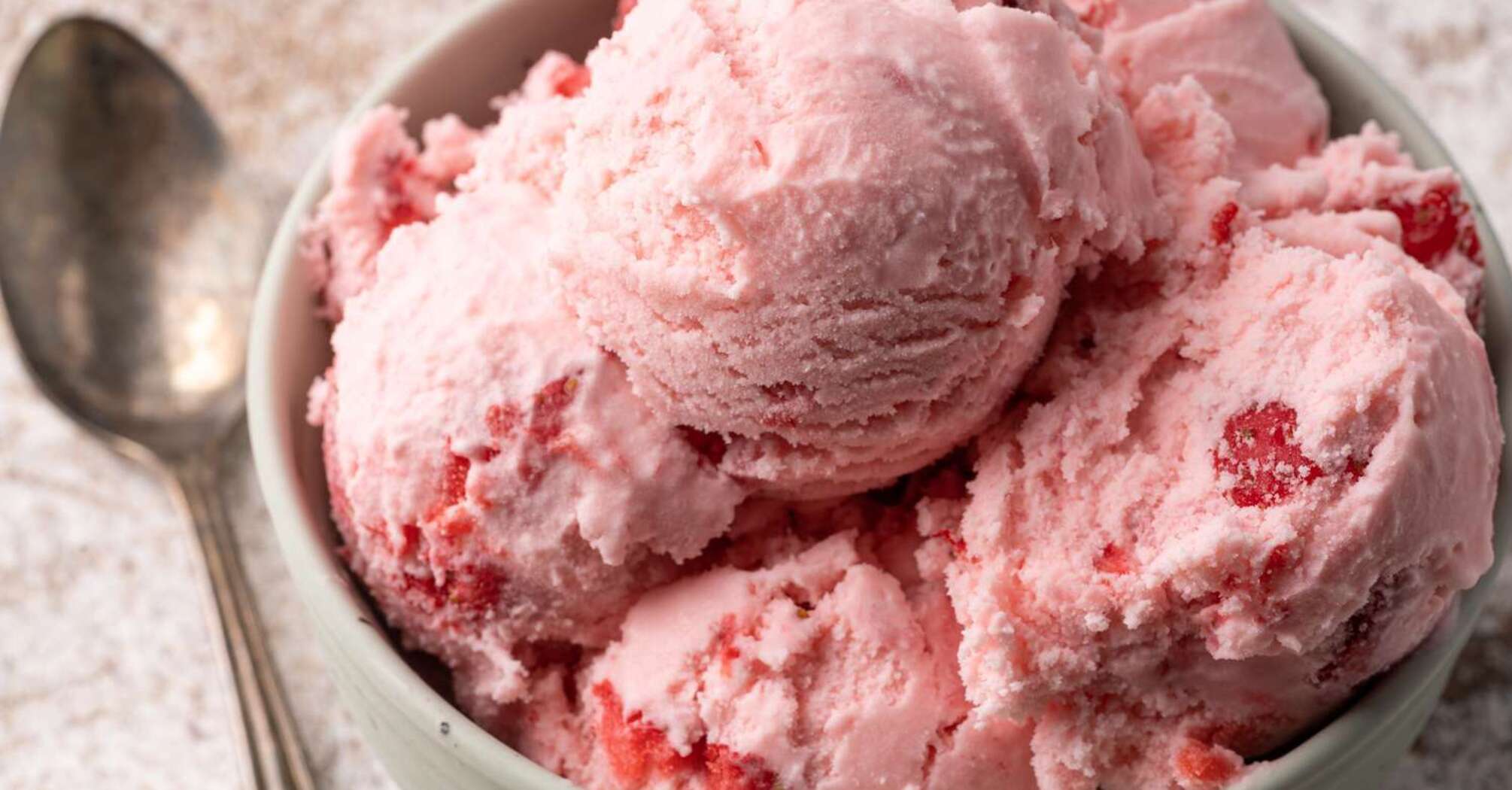 Sugar and milk free: delicious homemade ice cream with two ingredients