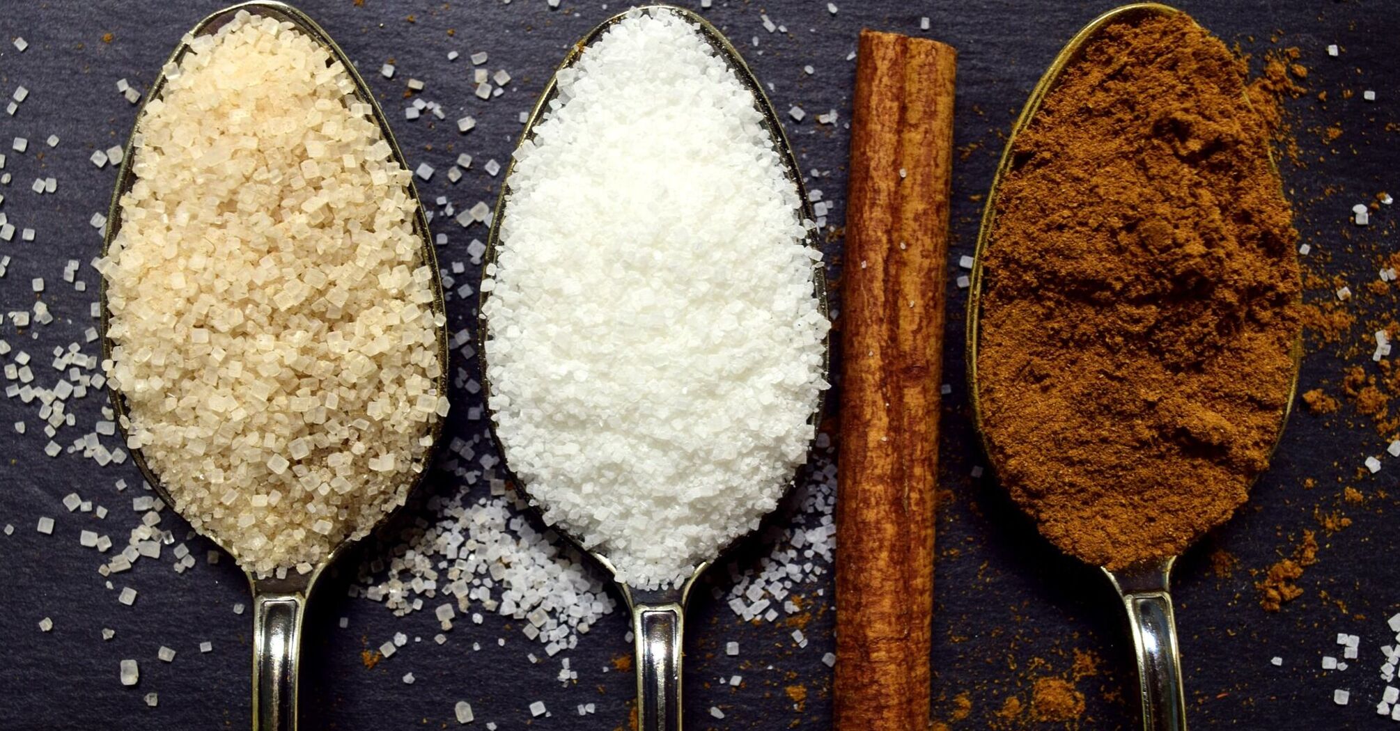 How to accurately measure ingredients with a spoon