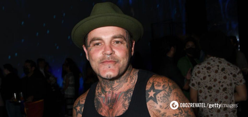 Crazy Town lead singer and author of the hit Butterfly dies: body of 49-year-old Seth Binzer found in his home