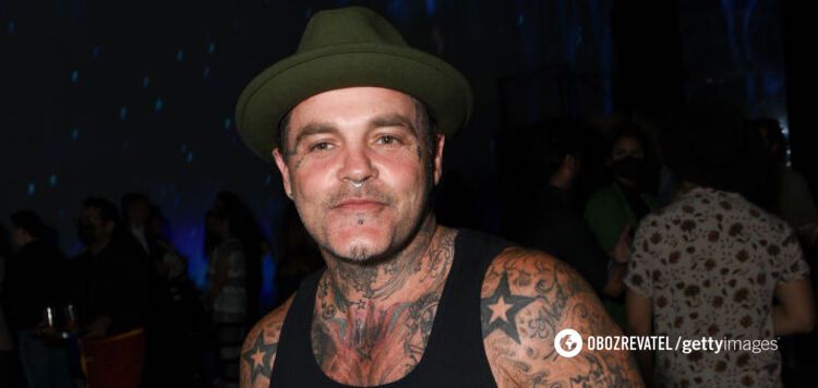 Crazy Town lead singer and author of the hit Butterfly dies: body of 49-year-old Seth Binzer found in his home