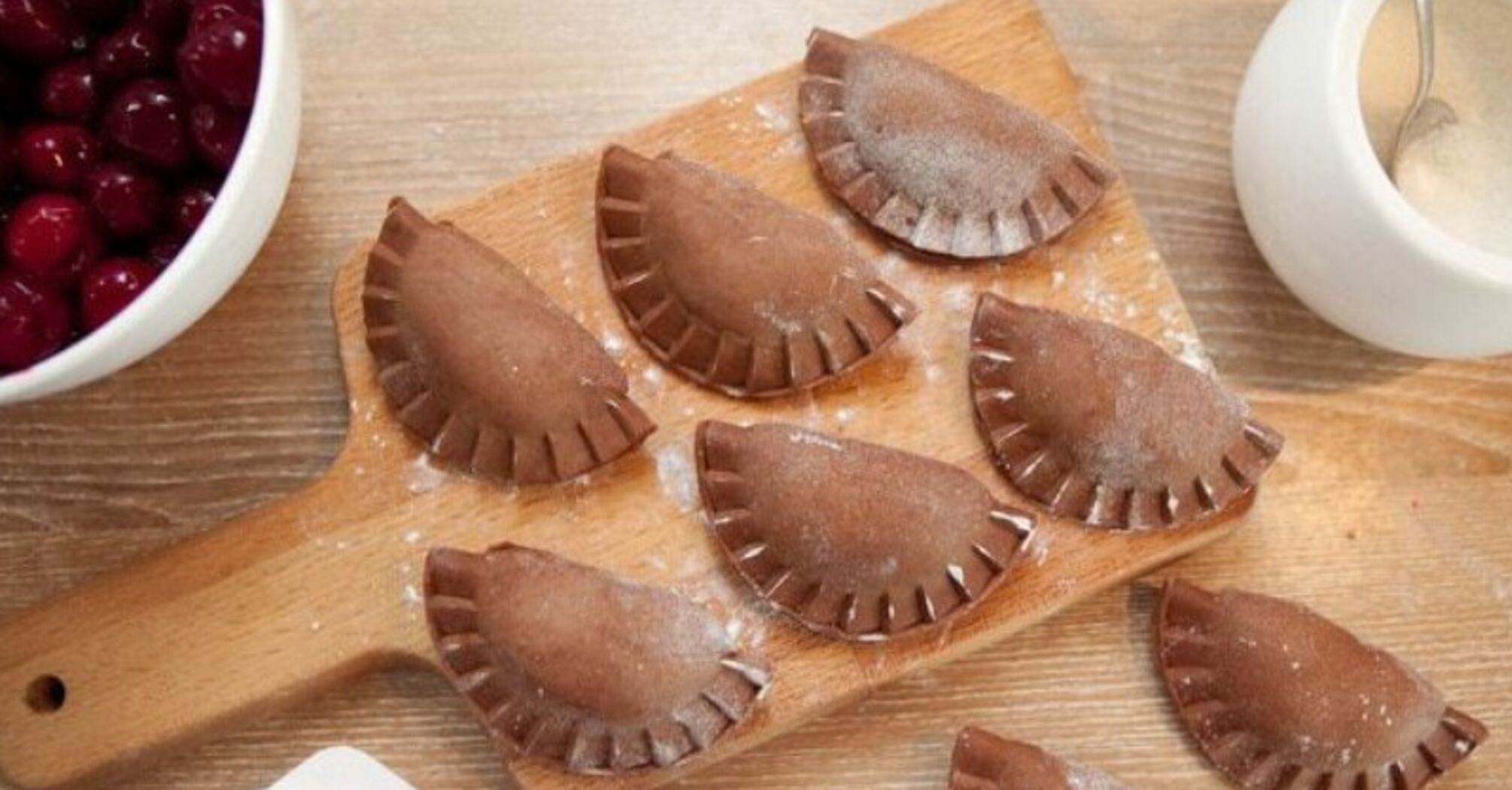Chocolate dumplings with cherries: a recipe for a delicious dish in a new way