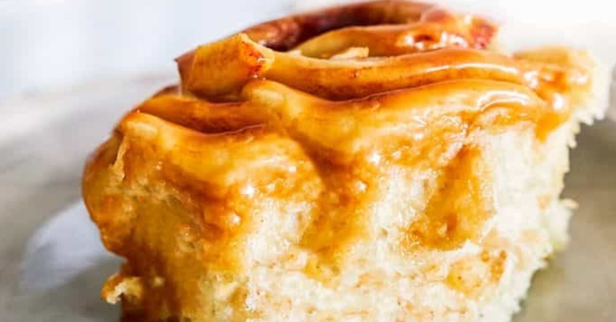 Buns that don't get stale for a long time: what's the secret to perfect dough