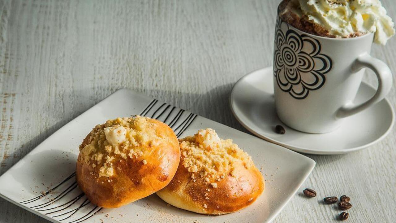 Buns that always turn out fluffy: we share the secrets of dough preparation