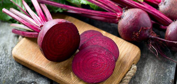 How to boil beets in the microwave: it takes only 15 minutes