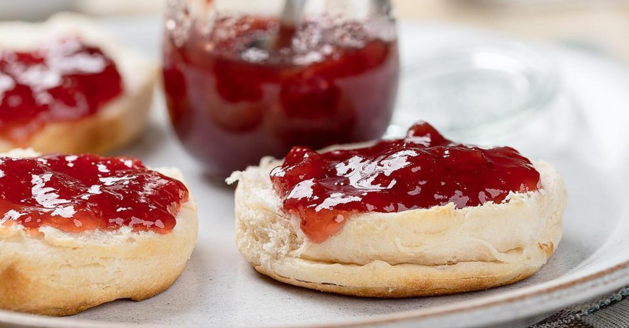 How to make sugar-free jam for winter: any berries and fruits will do