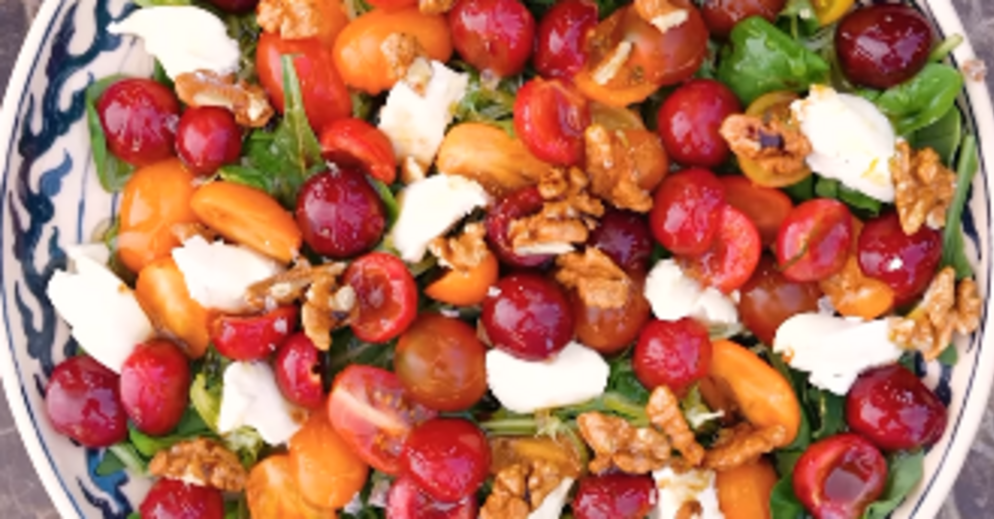 Pickled sweet cherry salad: a dish that tastes best in summer