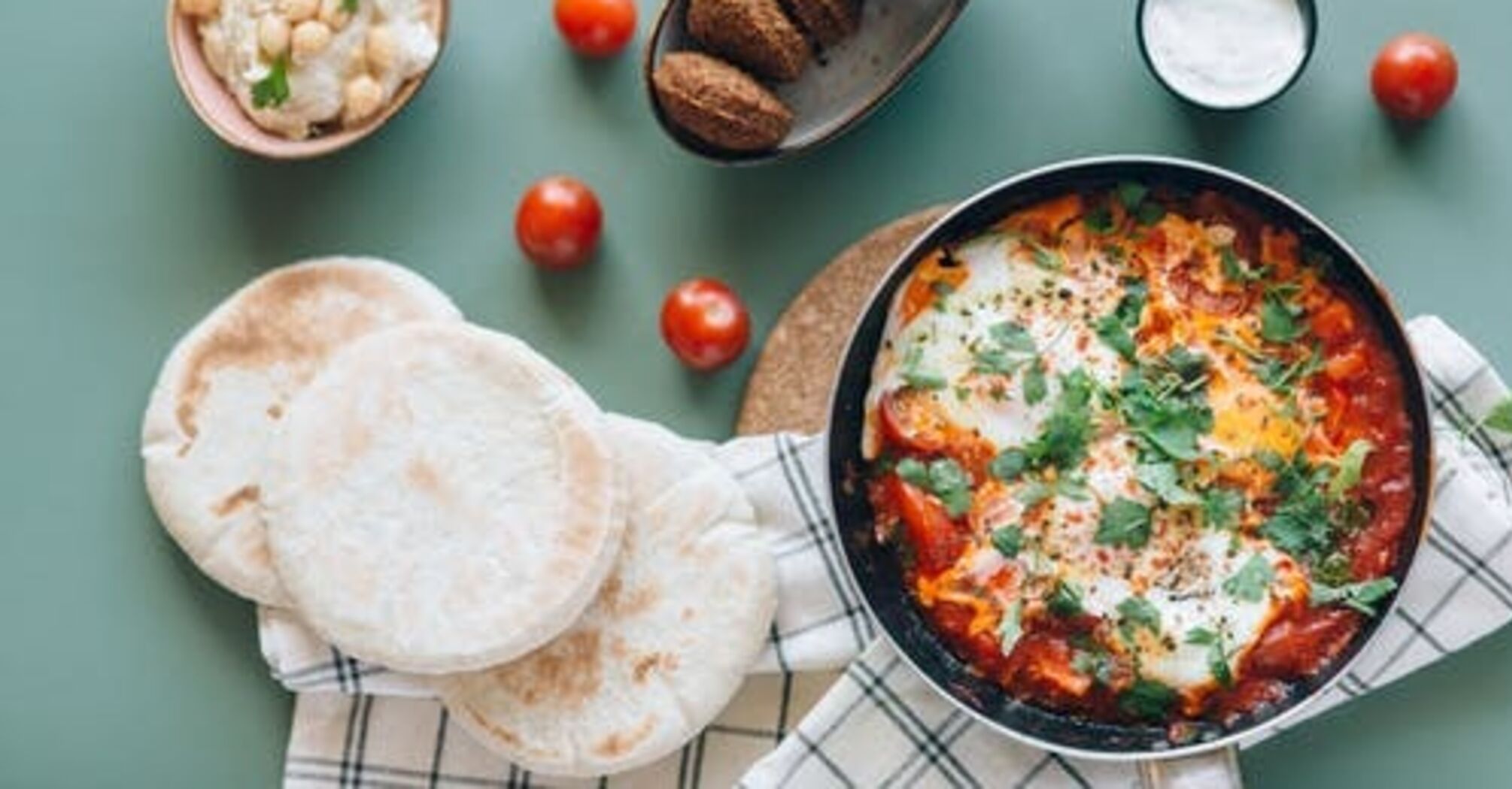 Shakshuka for breakfast: how to cook a popular egg dish correctly