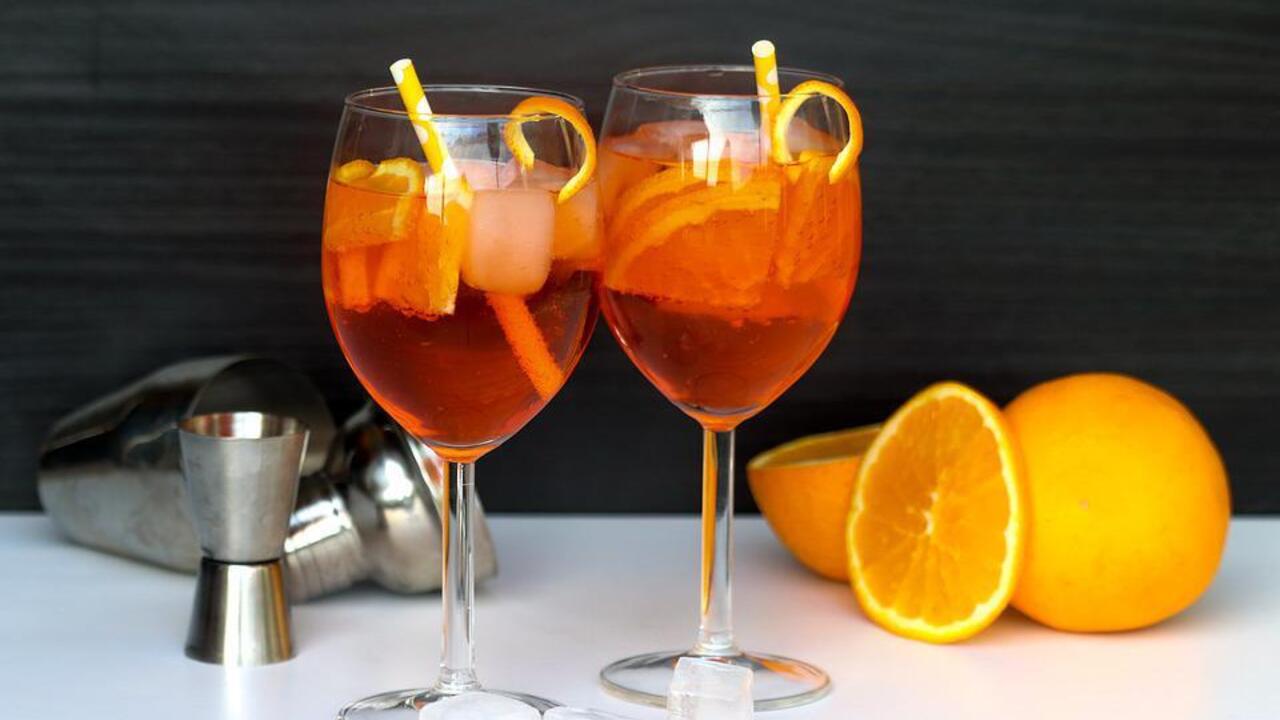 Aperol spritz at home: how to make a cult cocktail