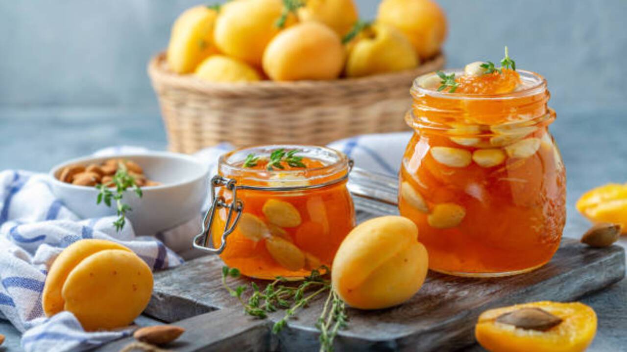 Apricot jam recipe