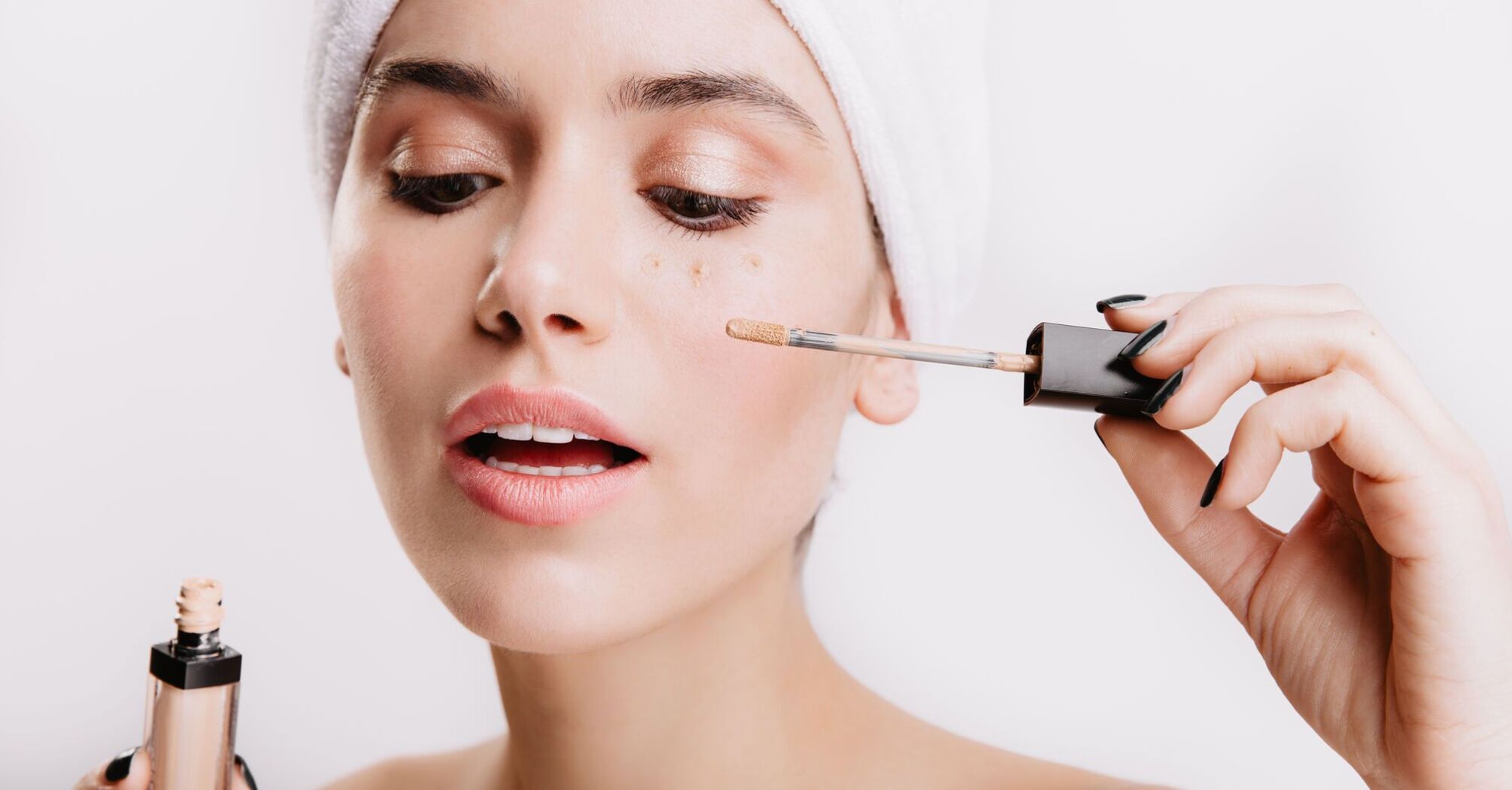 Forget about dark circles under the eyes and acne: how to apply concealer correctly