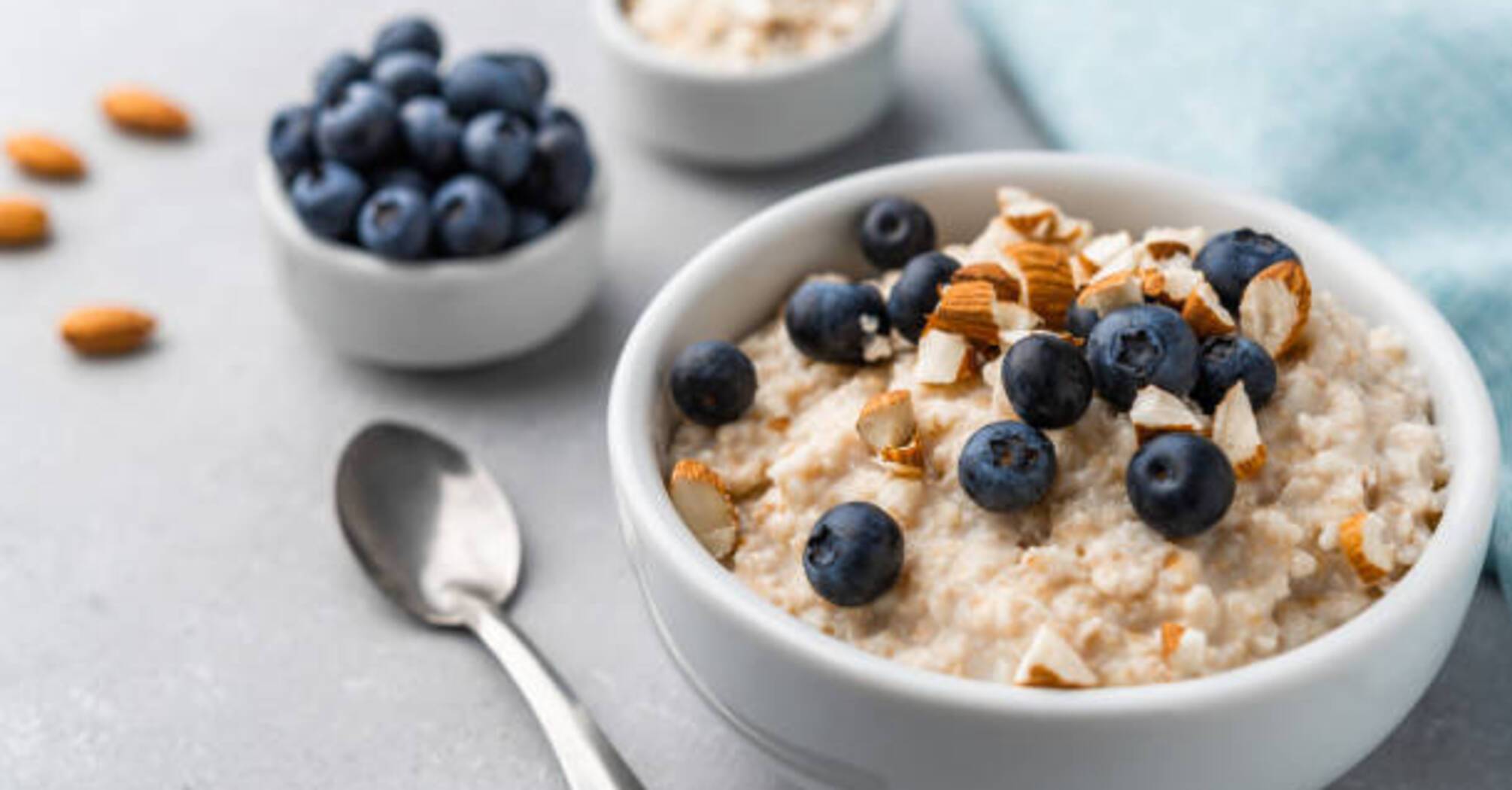 For breakfast, dinner or for children: how to cook wheat porridge with milk correctly