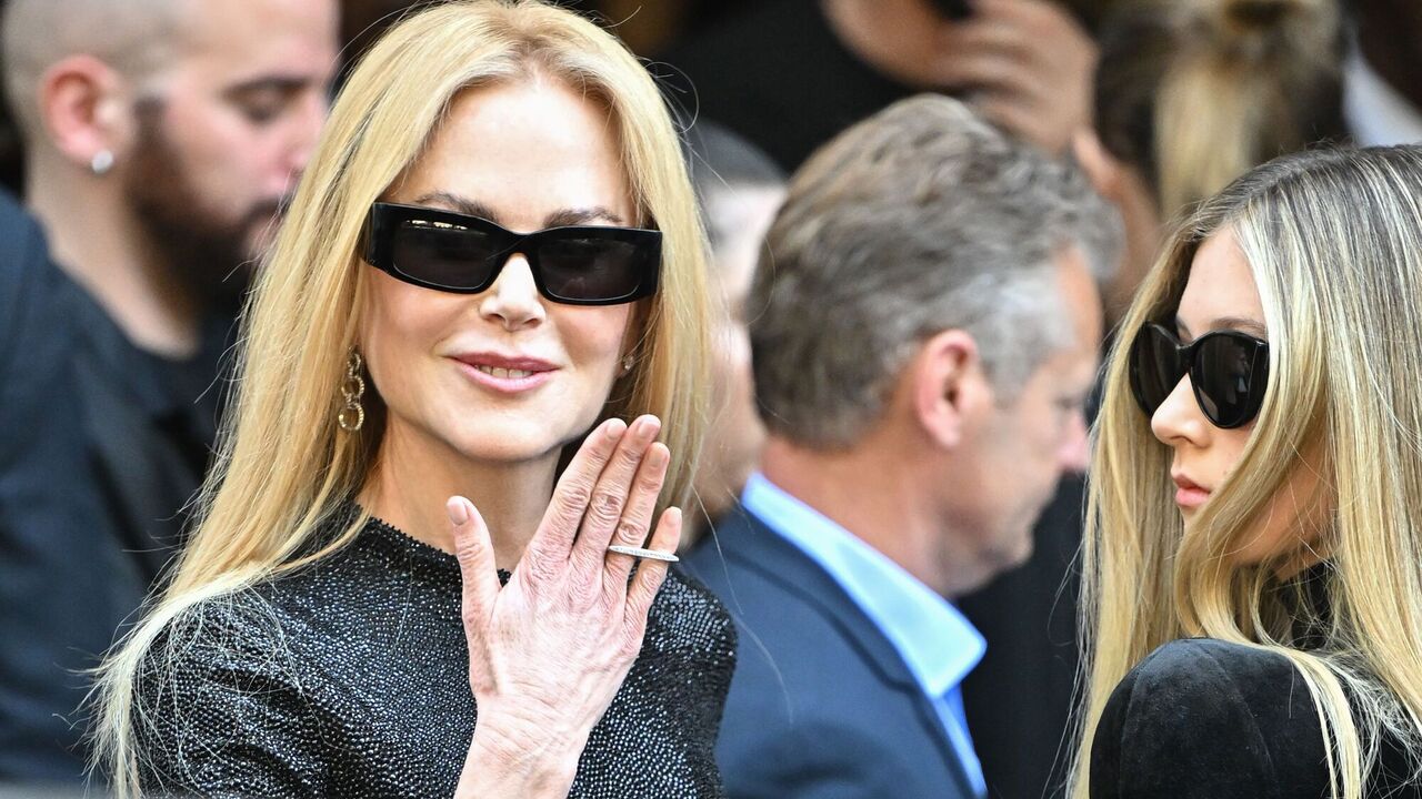 Like twins: Nicole Kidman and her 15-year-old daughter shine in matching outfits at Paris Fashion Week
