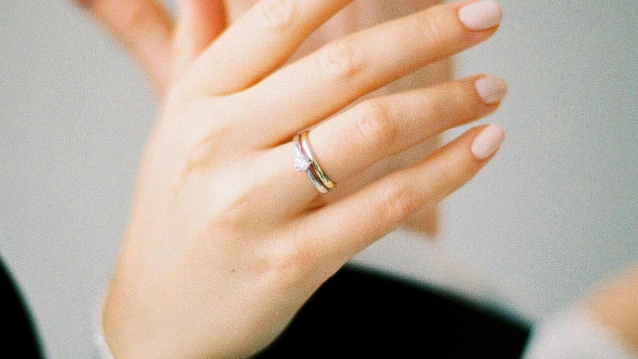 Funny Bunny nails unexpectedly became a trend in the summer of 2024: what is this manicure and what is its advantage. Photo