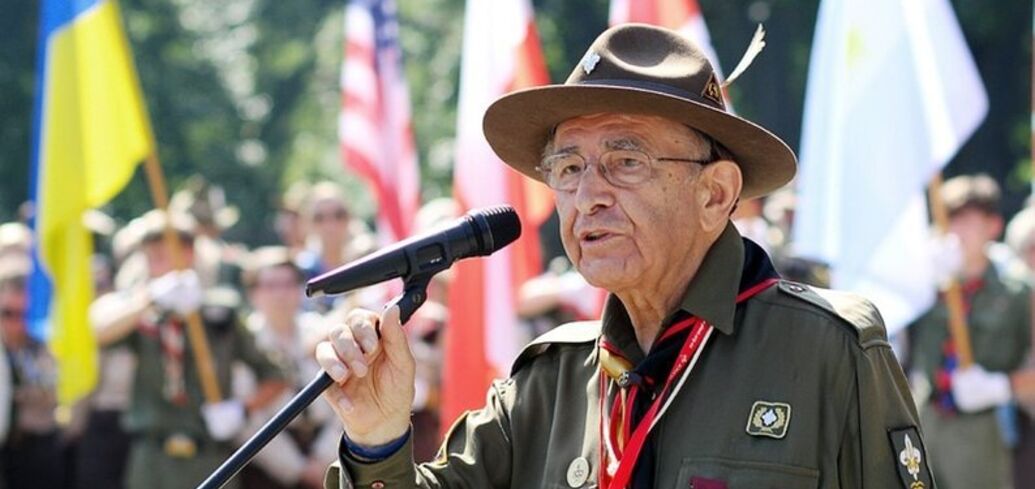 Famous Ukrainian inventor and scout Lubomyr Romankiv has died in the United States. Photo