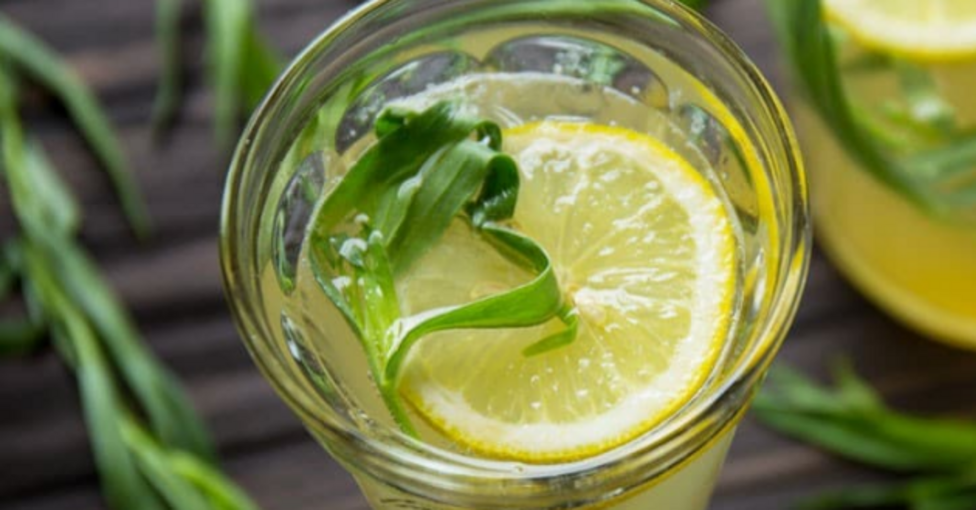 How to easily prepare tarragon lemonade at home