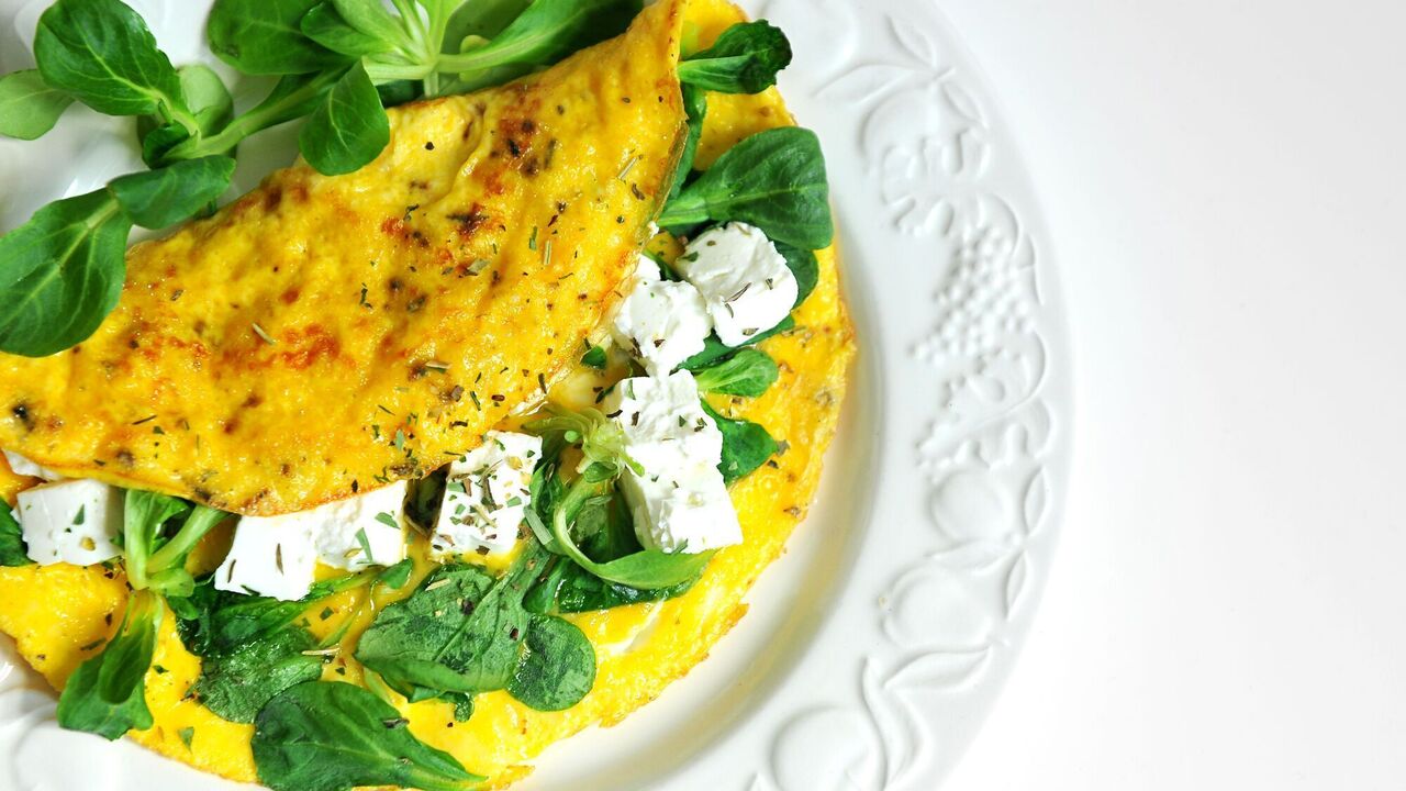 Omelet without milk and flour